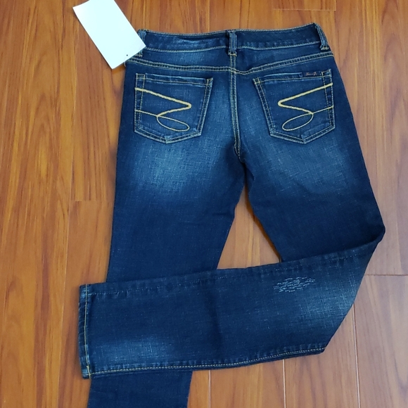 Jeans - Picture 3 of 4